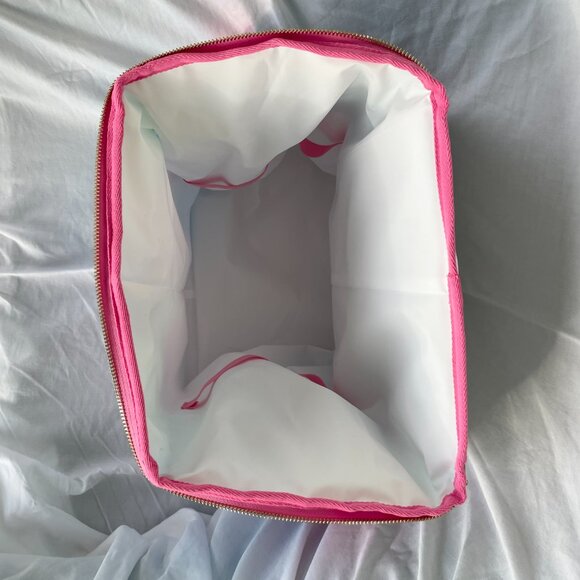 Lilly Pulitzer Insulated Cooler Beach Wine Tote Bag in Swizzle Out - Picture 8 of 9